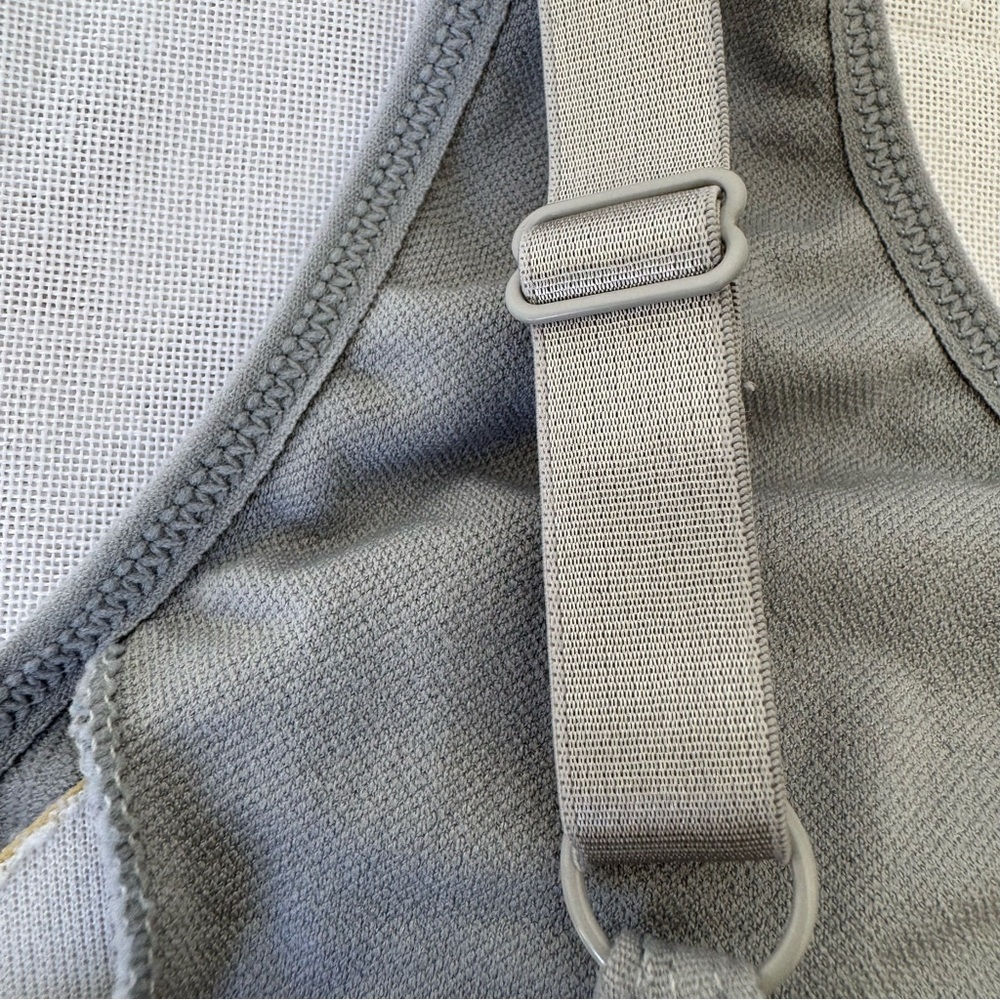 Izod Ribbed Gray Sports Bra - Picture 7 of 12